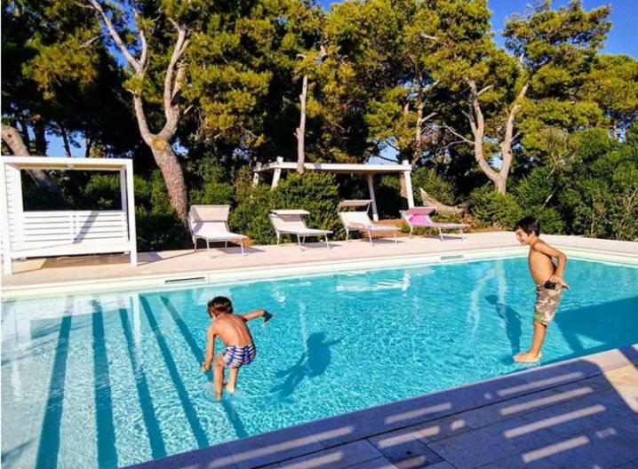 Villa Sapore Di Sale Alliste Exteriör bild